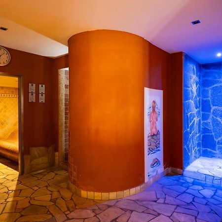 Sport Hotel Vittoria Пассо-дель-Тонале Екстер'єр фото