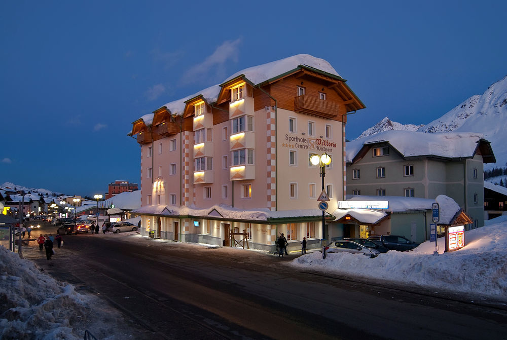 Sport Hotel Vittoria Пассо-дель-Тонале Екстер'єр фото